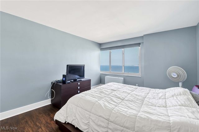 12520 Edgewater Drive 1608, Lakewood, OH 44107