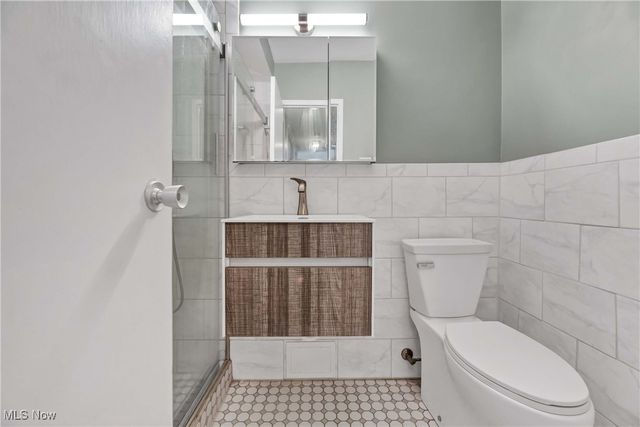 12520 Edgewater Drive 1608, Lakewood, OH 44107