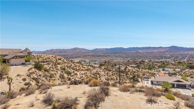 57006 Pinto Court, Yucca Valley, CA 92284