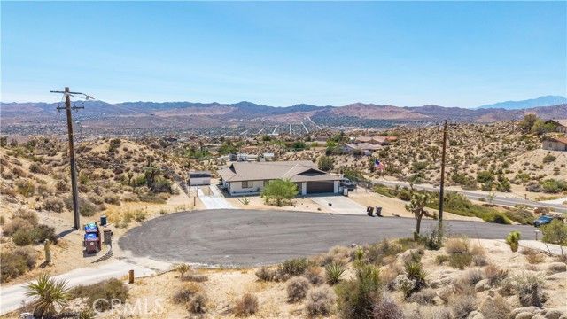 57006 Pinto Court, Yucca Valley, CA 92284