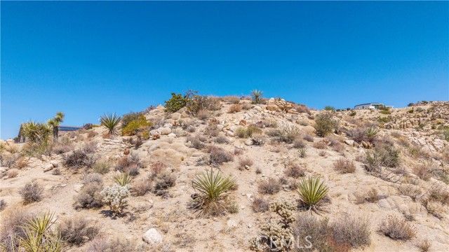 57006 Pinto Court, Yucca Valley, CA 92284