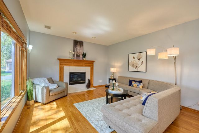 9950 Lee Drive, Eden Prairie, MN 55347