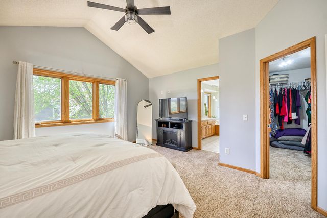 9950 Lee Drive, Eden Prairie, MN 55347