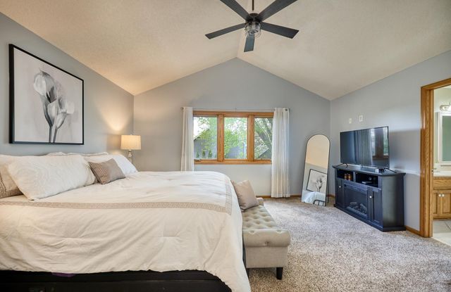 9950 Lee Drive, Eden Prairie, MN 55347
