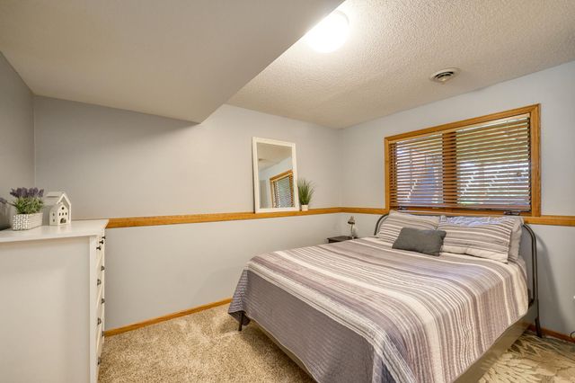 9950 Lee Drive, Eden Prairie, MN 55347