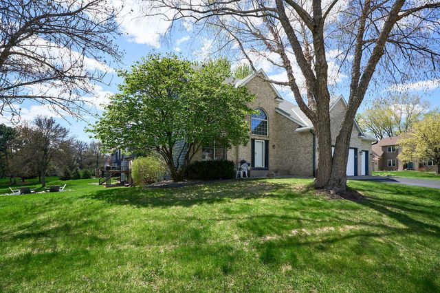 9950 Lee Drive, Eden Prairie, MN 55347