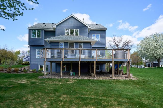 9950 Lee Drive, Eden Prairie, MN 55347