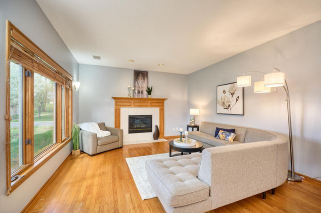 9950 Lee Drive, Eden Prairie, MN 55347