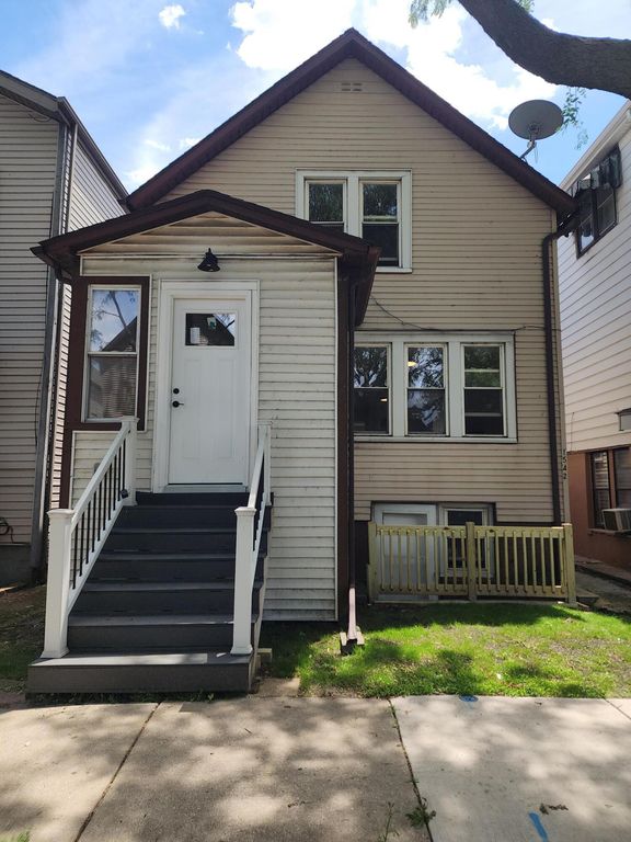1542 Fischrupp Avenue, Whiting, IN 46394