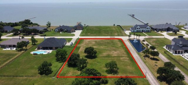 6403 Dow Reef Drive, Beach City, TX 77523