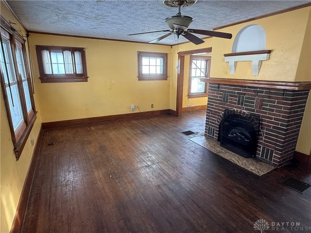 44 E Beechwood Avenue, Dayton, OH 45405