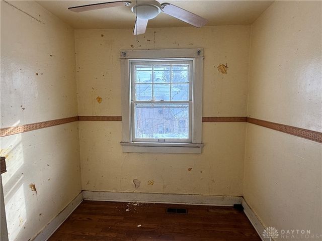 44 E Beechwood Avenue, Dayton, OH 45405