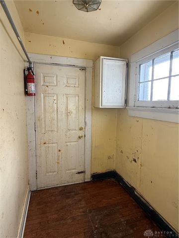 44 E Beechwood Avenue, Dayton, OH 45405