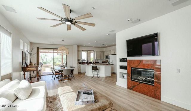 2423 W SHADOW GLEN Court, Anthem, AZ 85086