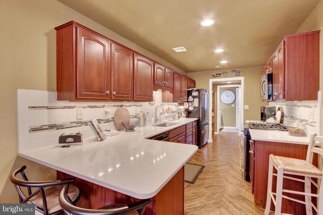 114 HEATHER GLEN DR, Red Lion, PA 17356