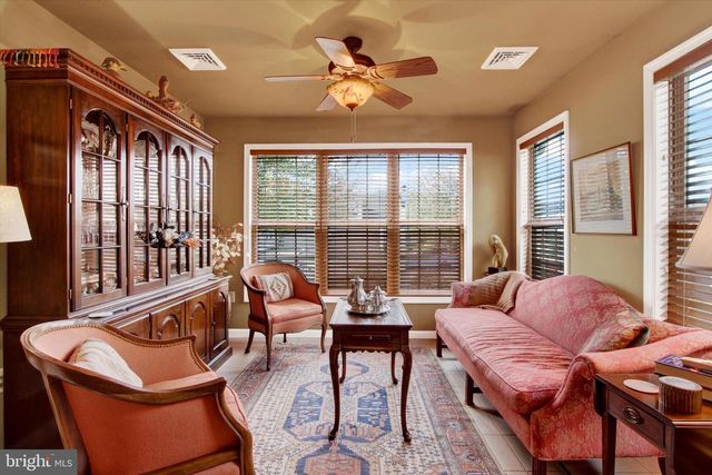 114 HEATHER GLEN DR, Red Lion, PA 17356