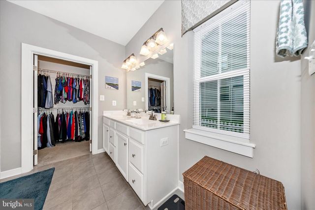 1202 DARGON QUARRY LN, Brunswick, MD 21716