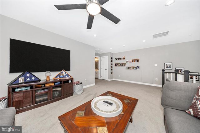 1202 DARGON QUARRY LN, Brunswick, MD 21716