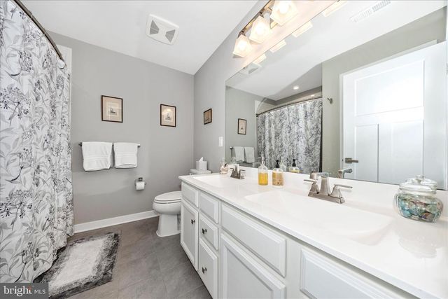 1202 DARGON QUARRY LN, Brunswick, MD 21716