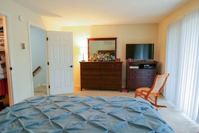 7 Willow Court 7, Cromwell, CT 06416