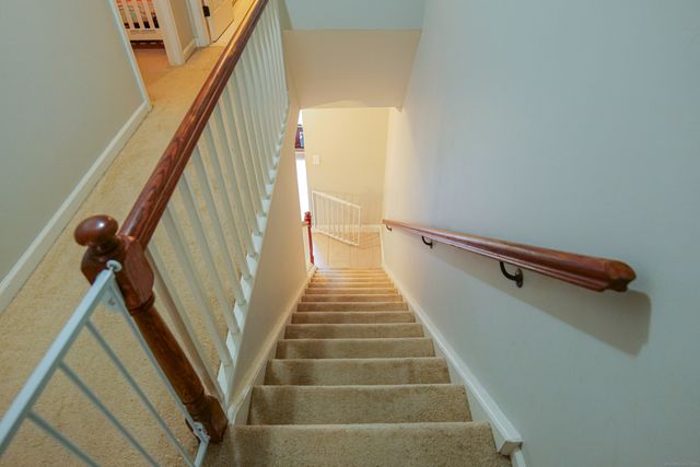 7 Willow Court 7, Cromwell, CT 06416