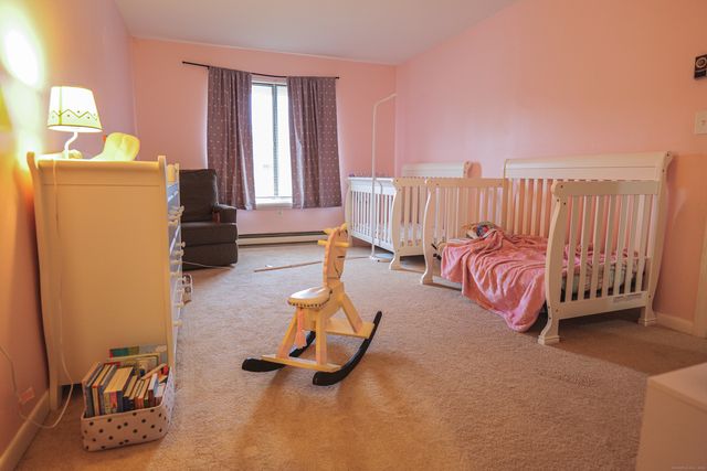 7 Willow Court 7, Cromwell, CT 06416