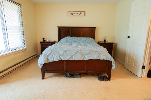 7 Willow Court 7, Cromwell, CT 06416