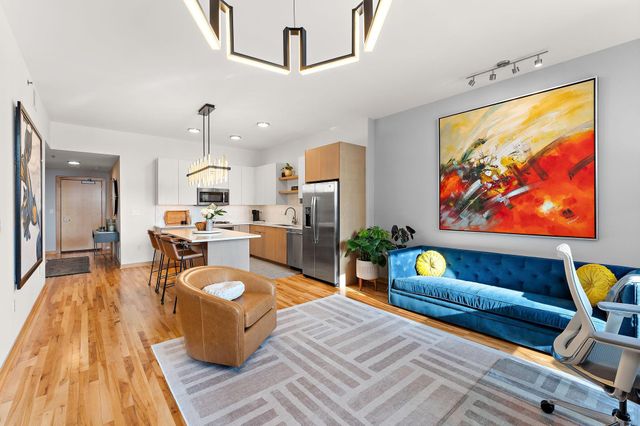 1240 S 2nd Street 525, Minneapolis, MN 55415