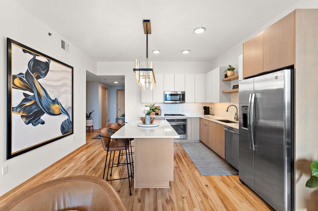 1240 S 2nd Street 525, Minneapolis, MN 55415