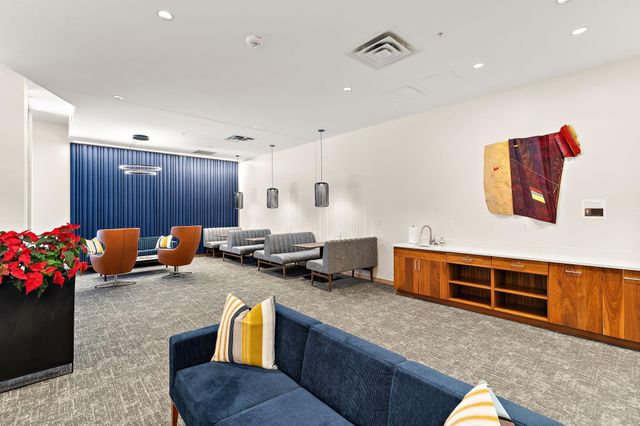 1240 S 2nd Street 525, Minneapolis, MN 55415