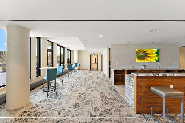 1240 S 2nd Street 525, Minneapolis, MN 55415