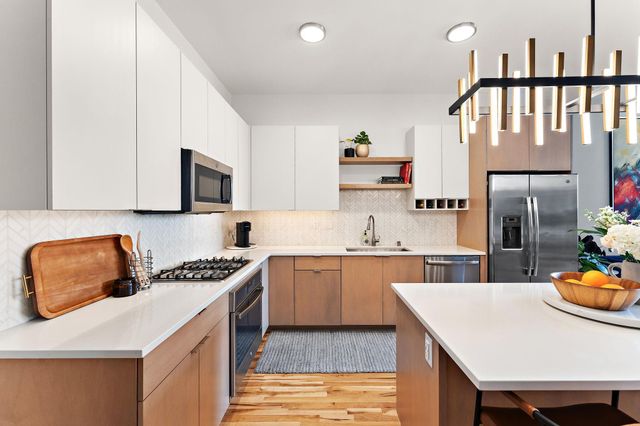 1240 S 2nd Street 525, Minneapolis, MN 55415