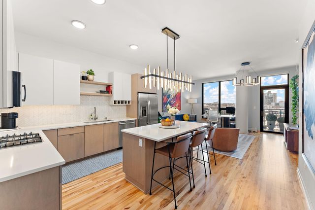 1240 S 2nd Street 525, Minneapolis, MN 55415