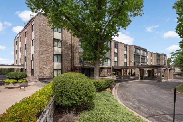 1077 Sibley Memorial Highway 605, Mendota Heights, MN 55118