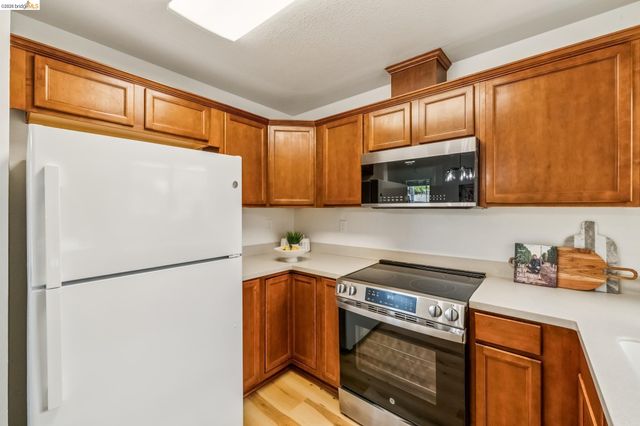 50 Sharon Dr, Bay Point, CA 94565