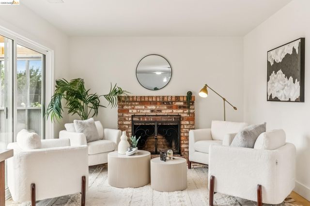 50 Sharon Dr, Bay Point, CA 94565