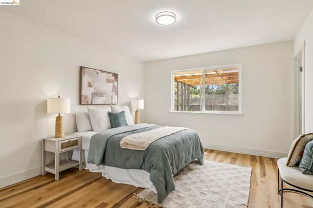 50 Sharon Dr, Bay Point, CA 94565