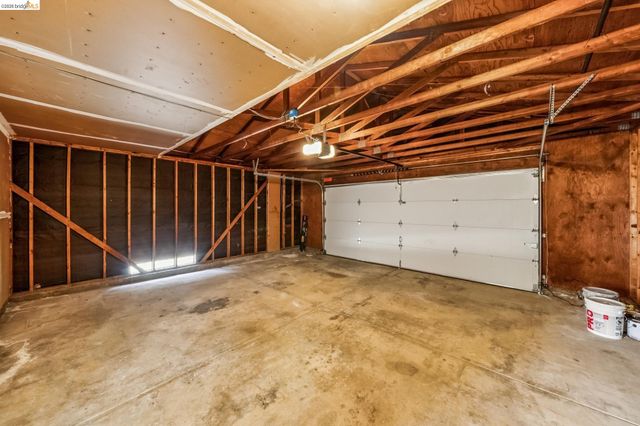 50 Sharon Dr, Bay Point, CA 94565