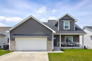 222 NW Lexington Drive, Waukee, IA 50263