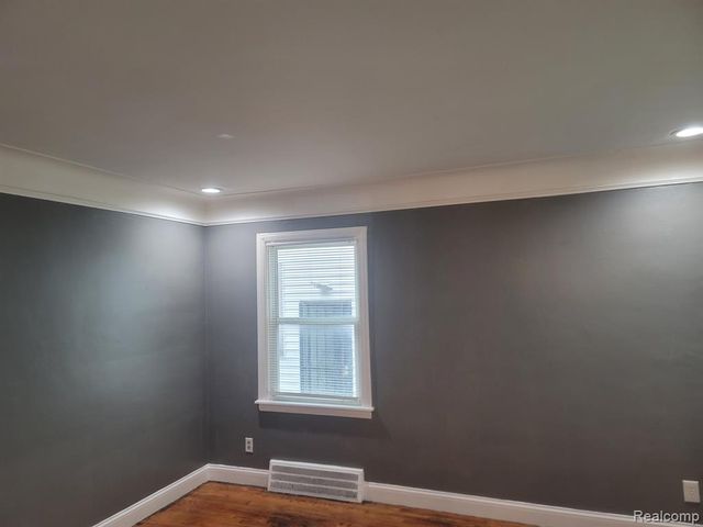 13881 Carlisle Street, Detroit, MI 48205