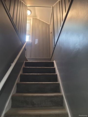 13881 Carlisle Street, Detroit, MI 48205