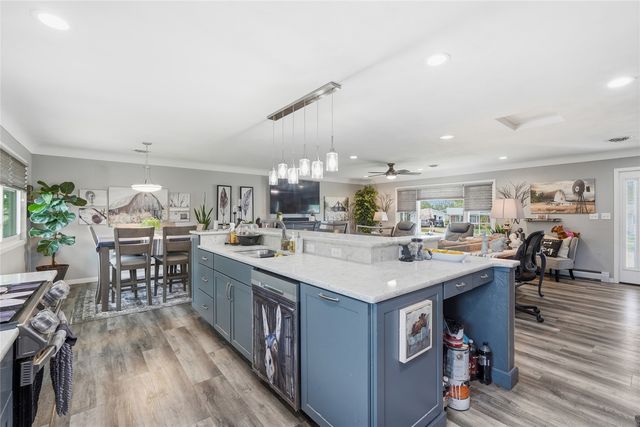 120 28th Street, Marion, IA 52302