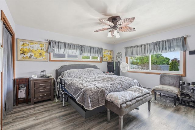 120 28th Street, Marion, IA 52302