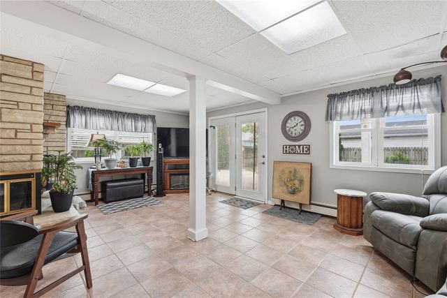 120 28th Street, Marion, IA 52302