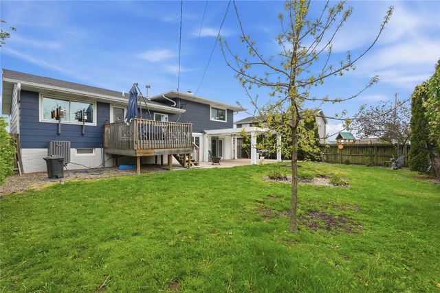 120 28th Street, Marion, IA 52302