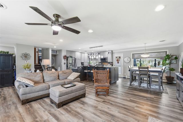 120 28th Street, Marion, IA 52302