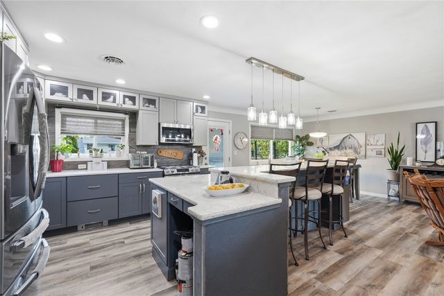 120 28th Street, Marion, IA 52302