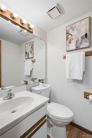 407 King Drive G, St Charles, MO 63303