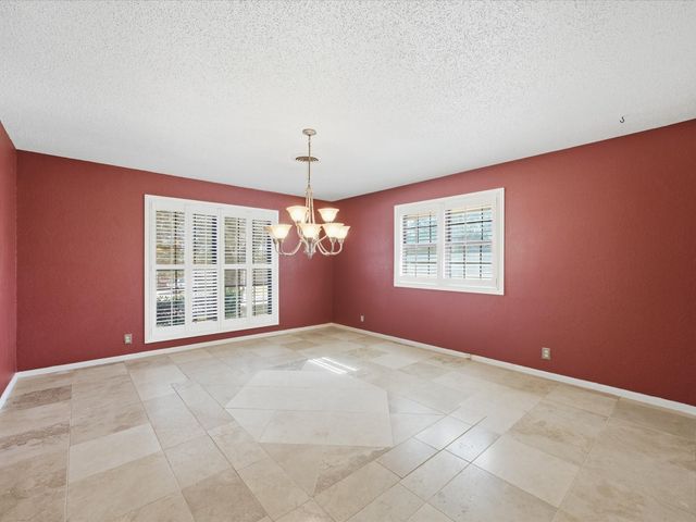 1104 Coffield Street, Bowie, TX 76230