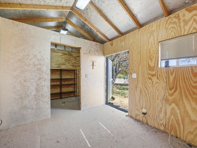 1104 Coffield Street, Bowie, TX 76230